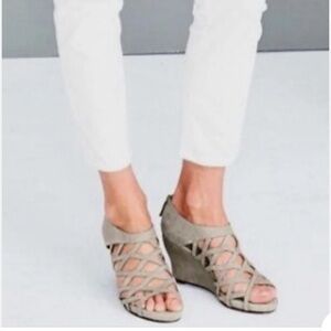Eileen Fisher cage taupe wedge sandals-woman’s 7.5